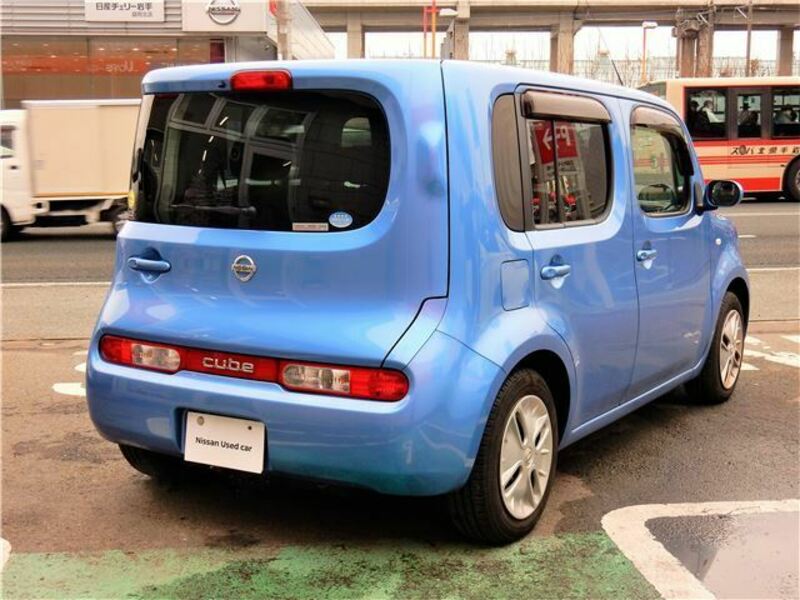 CUBE
