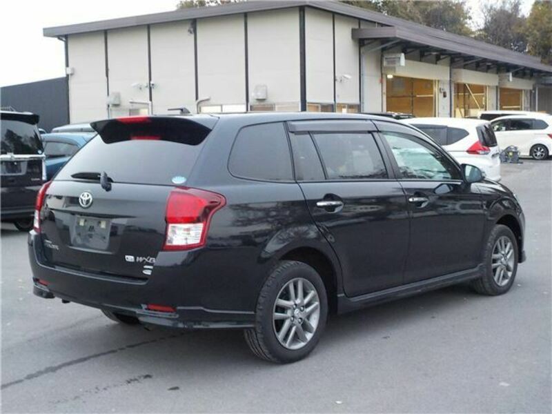 COROLLA FIELDER