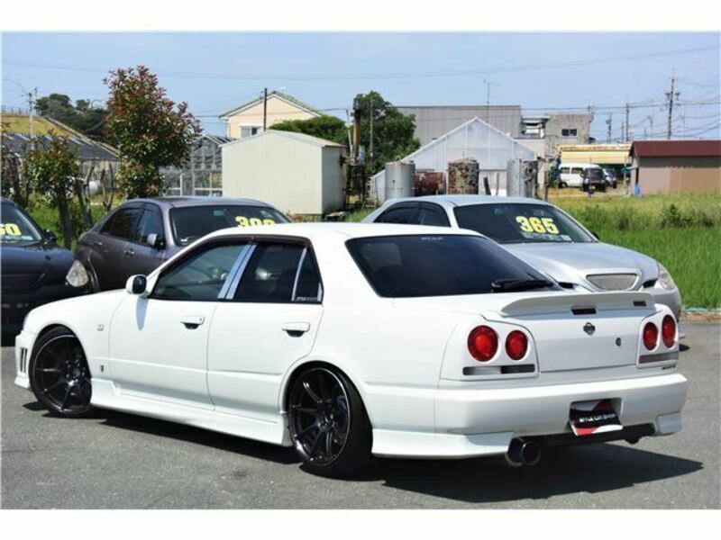 SKYLINE