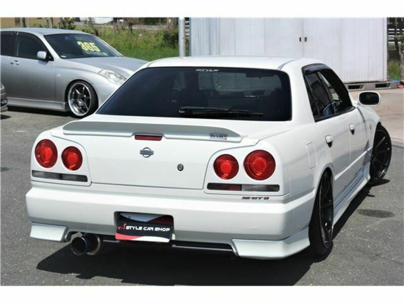 SKYLINE