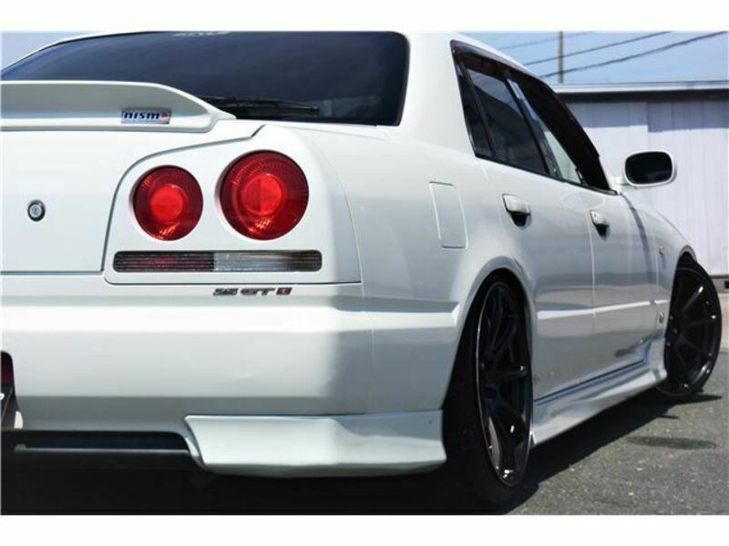 SKYLINE