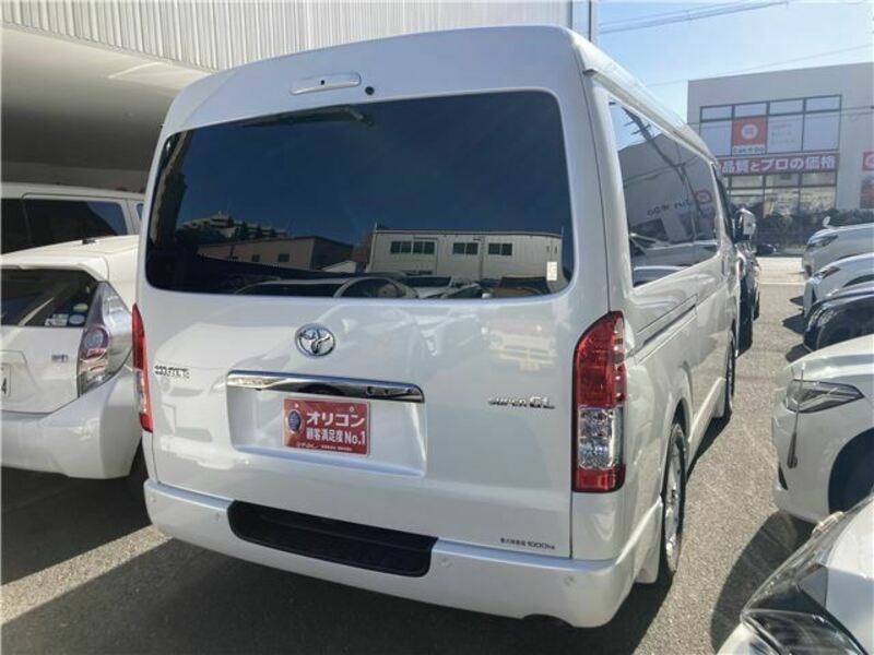 HIACE VAN
