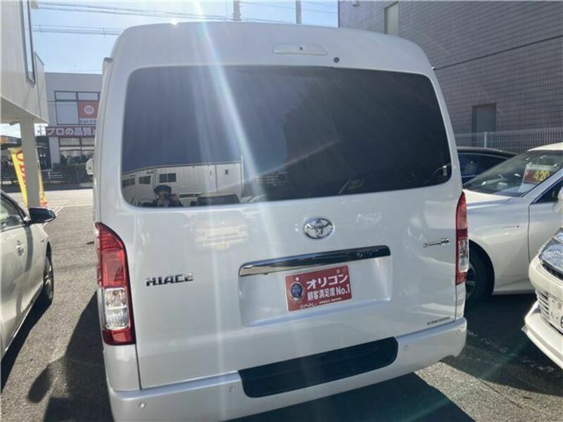 HIACE VAN