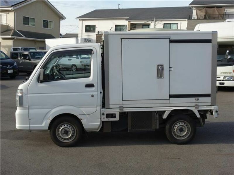 CARRY TRUCK