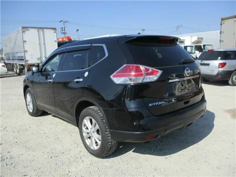 X-TRAIL