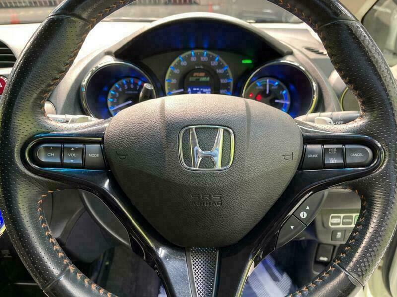 FIT HYBRID