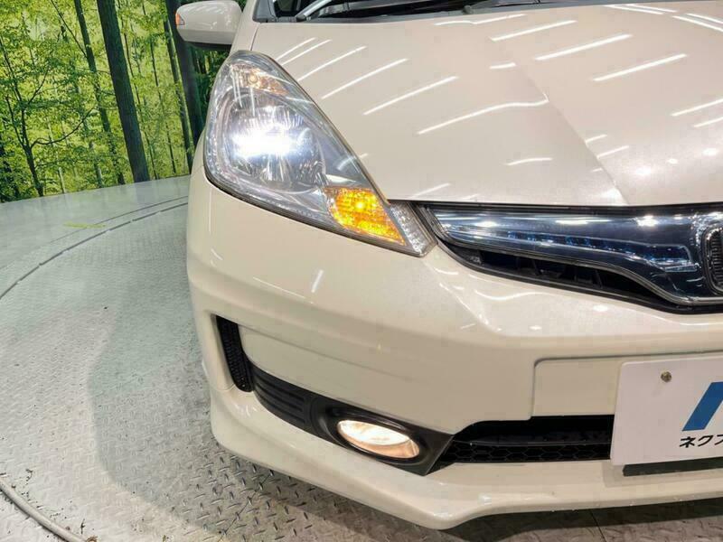 FIT HYBRID