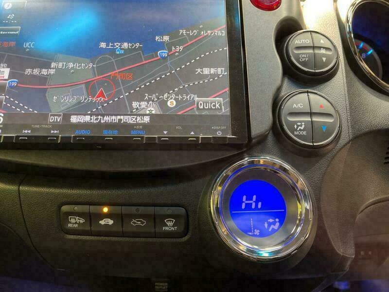 FIT HYBRID