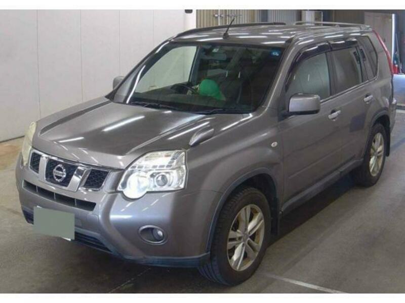 X-TRAIL