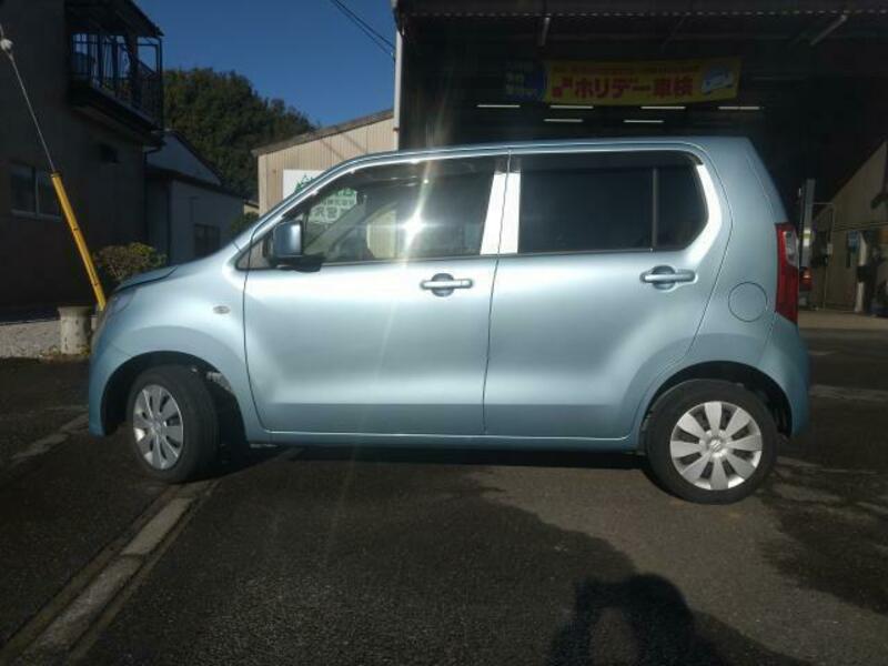 WAGON R