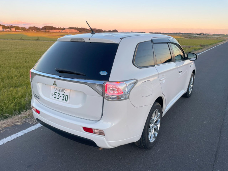 OUTLANDER PHEV