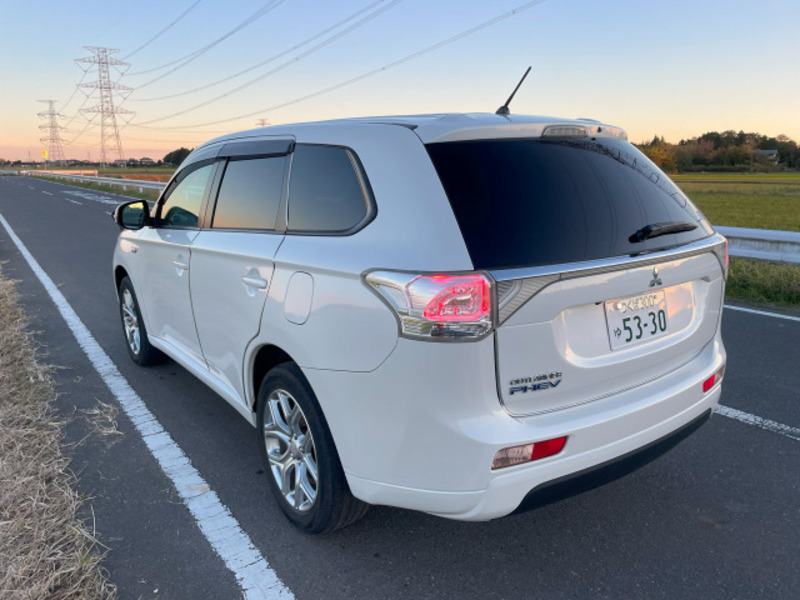 OUTLANDER PHEV