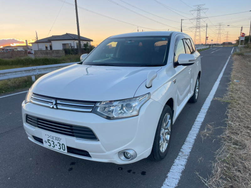 OUTLANDER PHEV