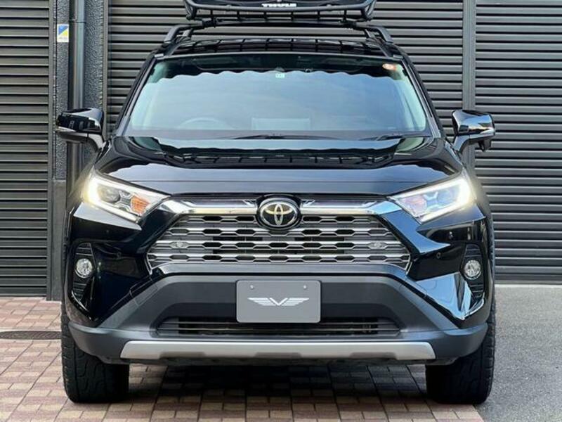 RAV4