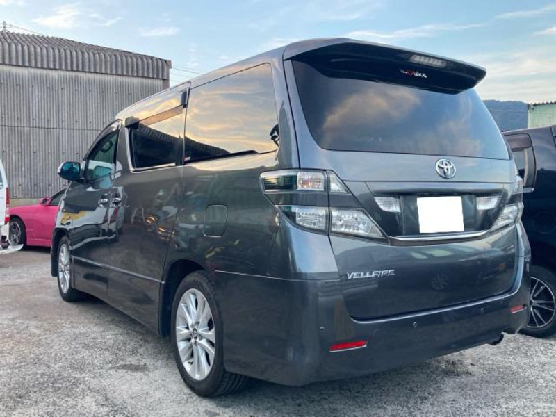 VELLFIRE