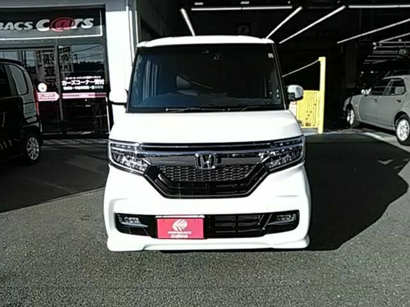 N BOX CUSTOM