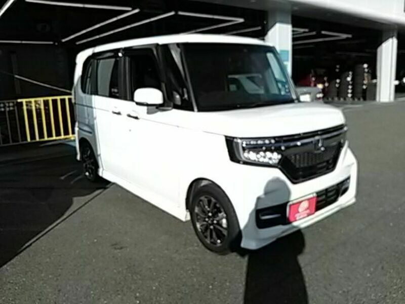 N BOX CUSTOM