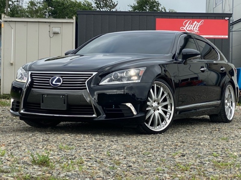 LEXUS LS