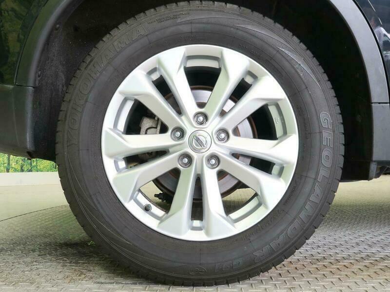 X-TRAIL