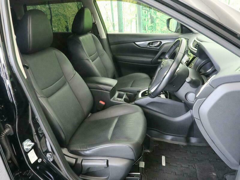 X-TRAIL