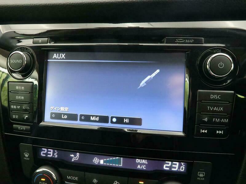 X-TRAIL
