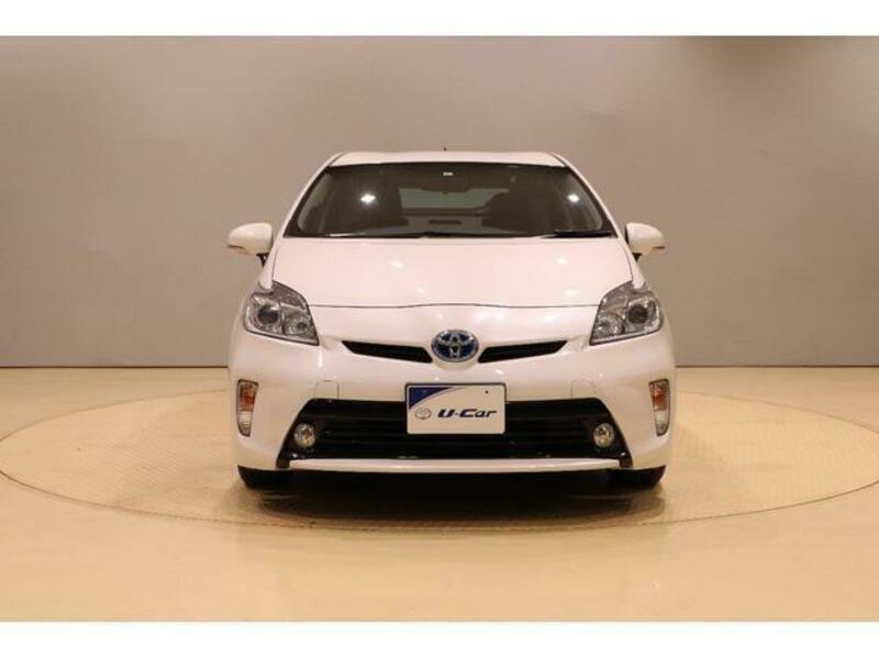 PRIUS-17