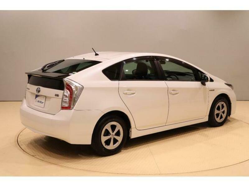 PRIUS-1