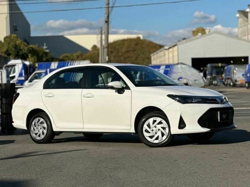 COROLLA AXIO