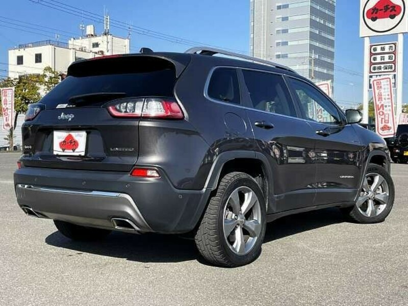 JEEP CHEROKEE