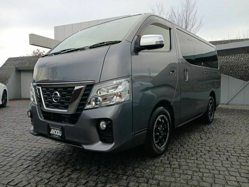 NV350 CARAVAN-0