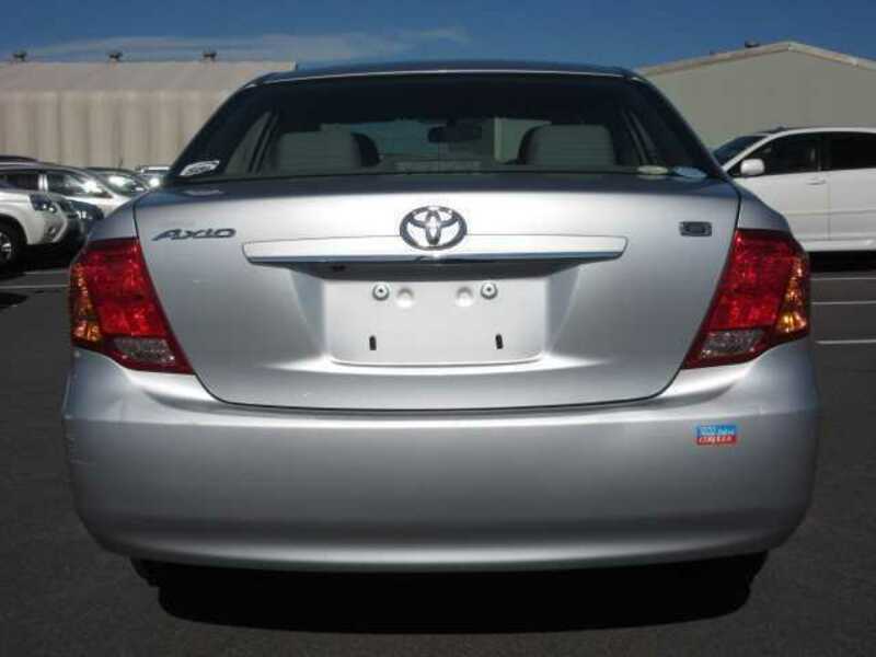 COROLLA AXIO