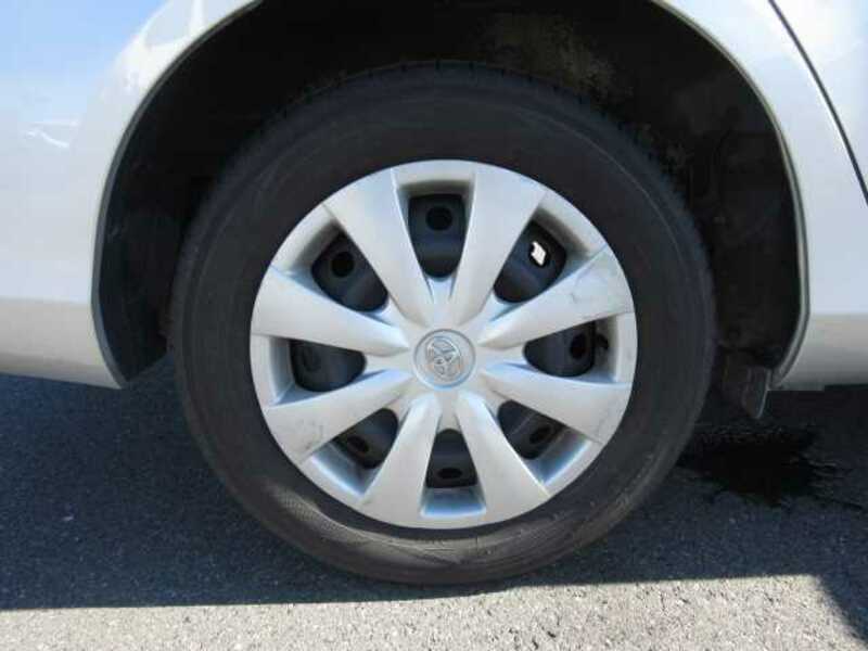 COROLLA AXIO