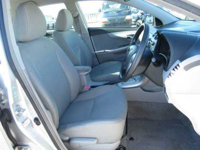 COROLLA AXIO