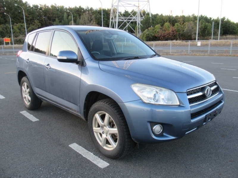 RAV4