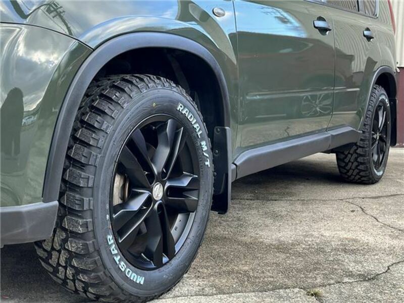 X-TRAIL