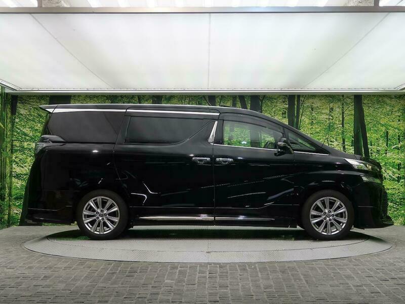 VELLFIRE-56