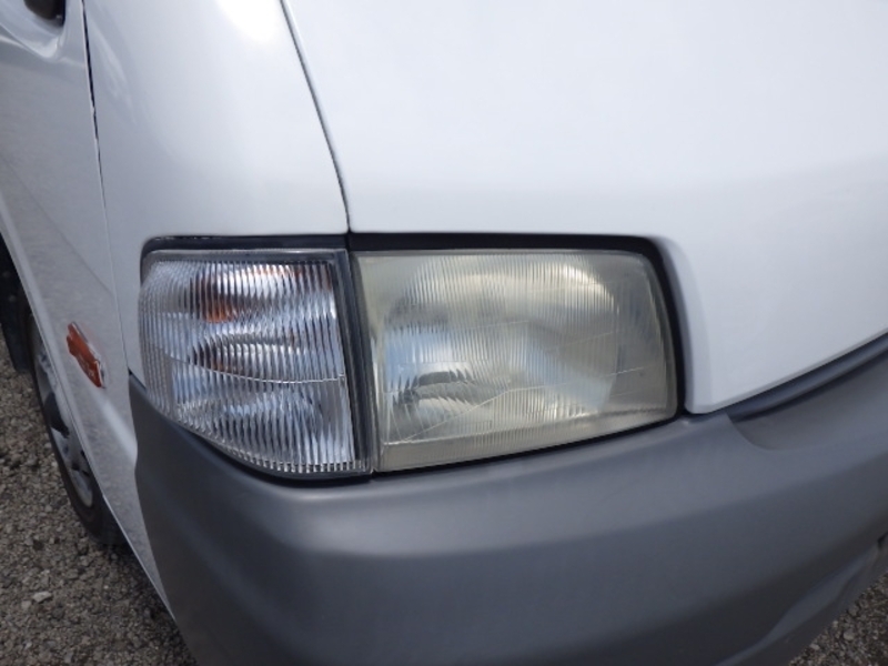 BONGO VAN