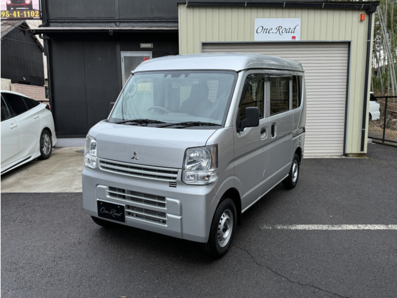 Mitsubishi van fashion 2019