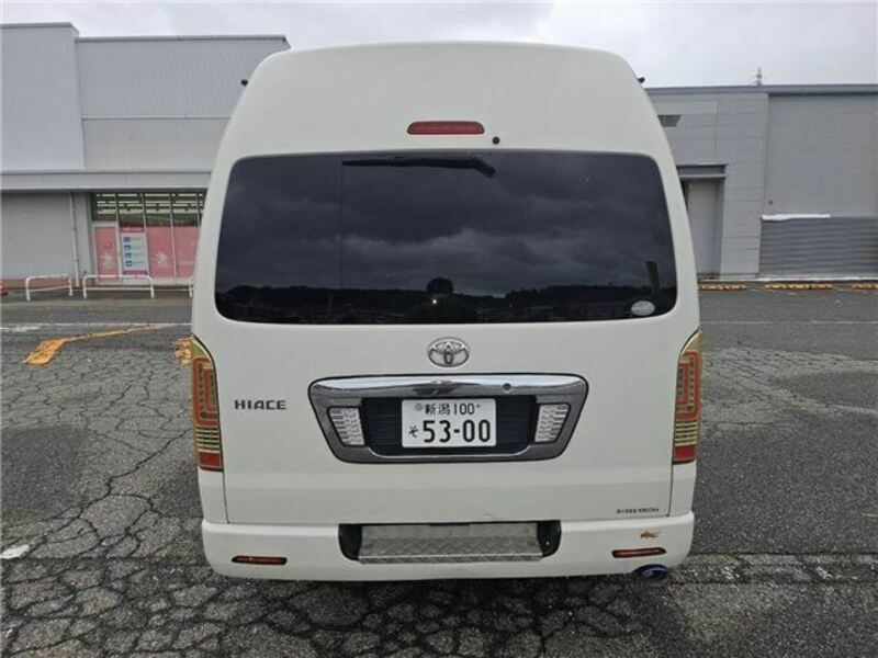 HIACE VAN-1