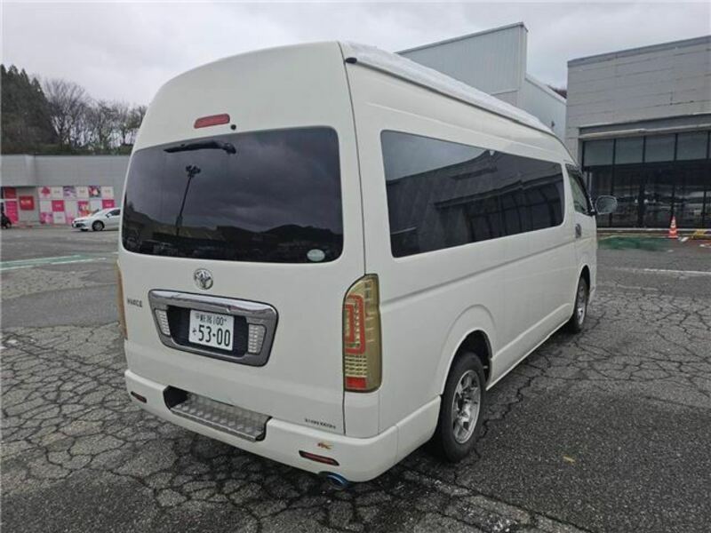 HIACE VAN-4