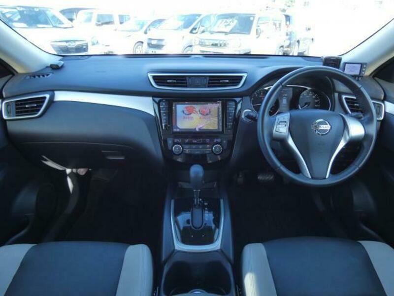 X-TRAIL-17
