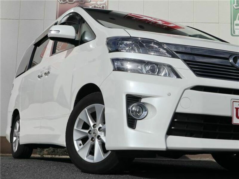 VELLFIRE-40