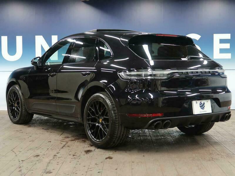 MACAN