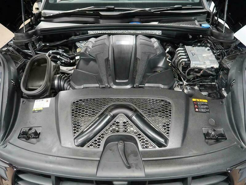 MACAN
