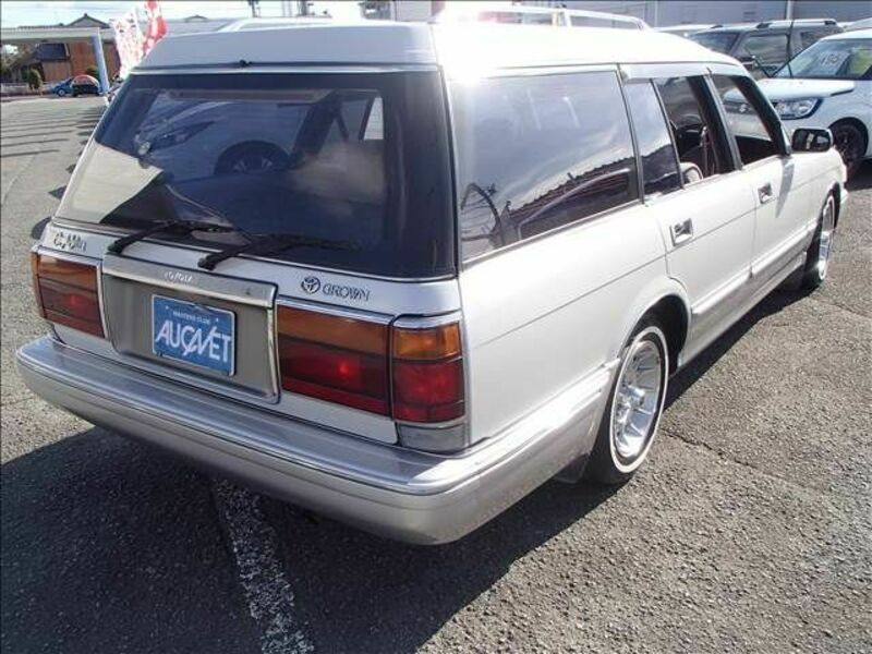 CROWN WAGON