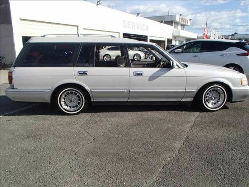 CROWN WAGON