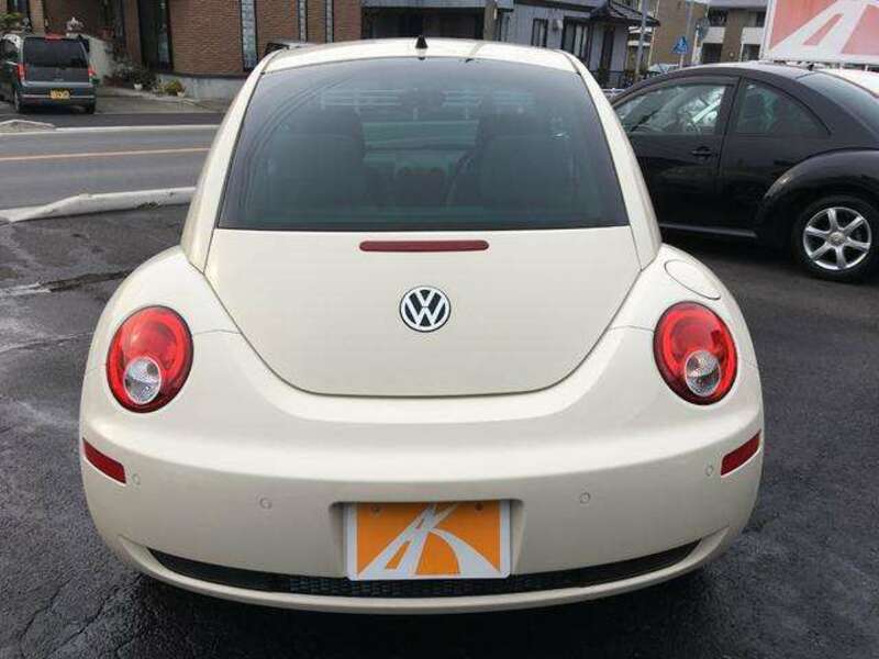 NEW BEETLE-4