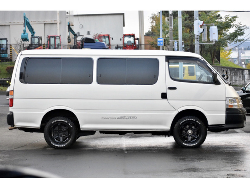 HIACE