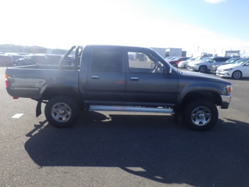 HILUX