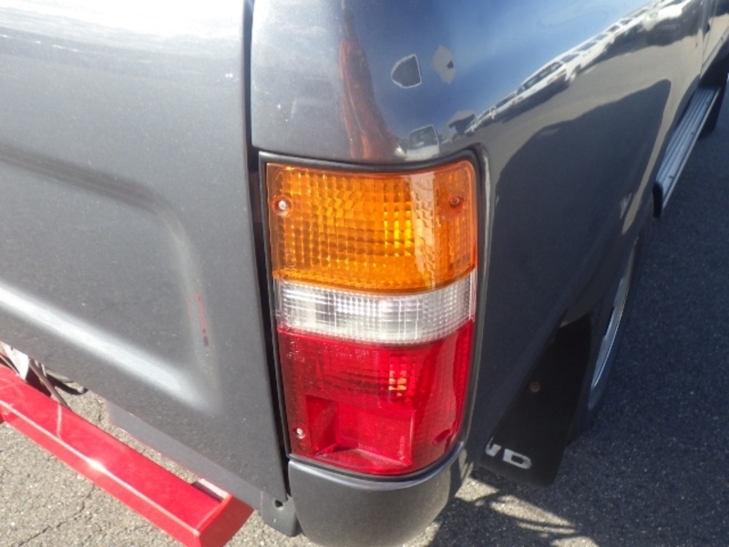 HILUX